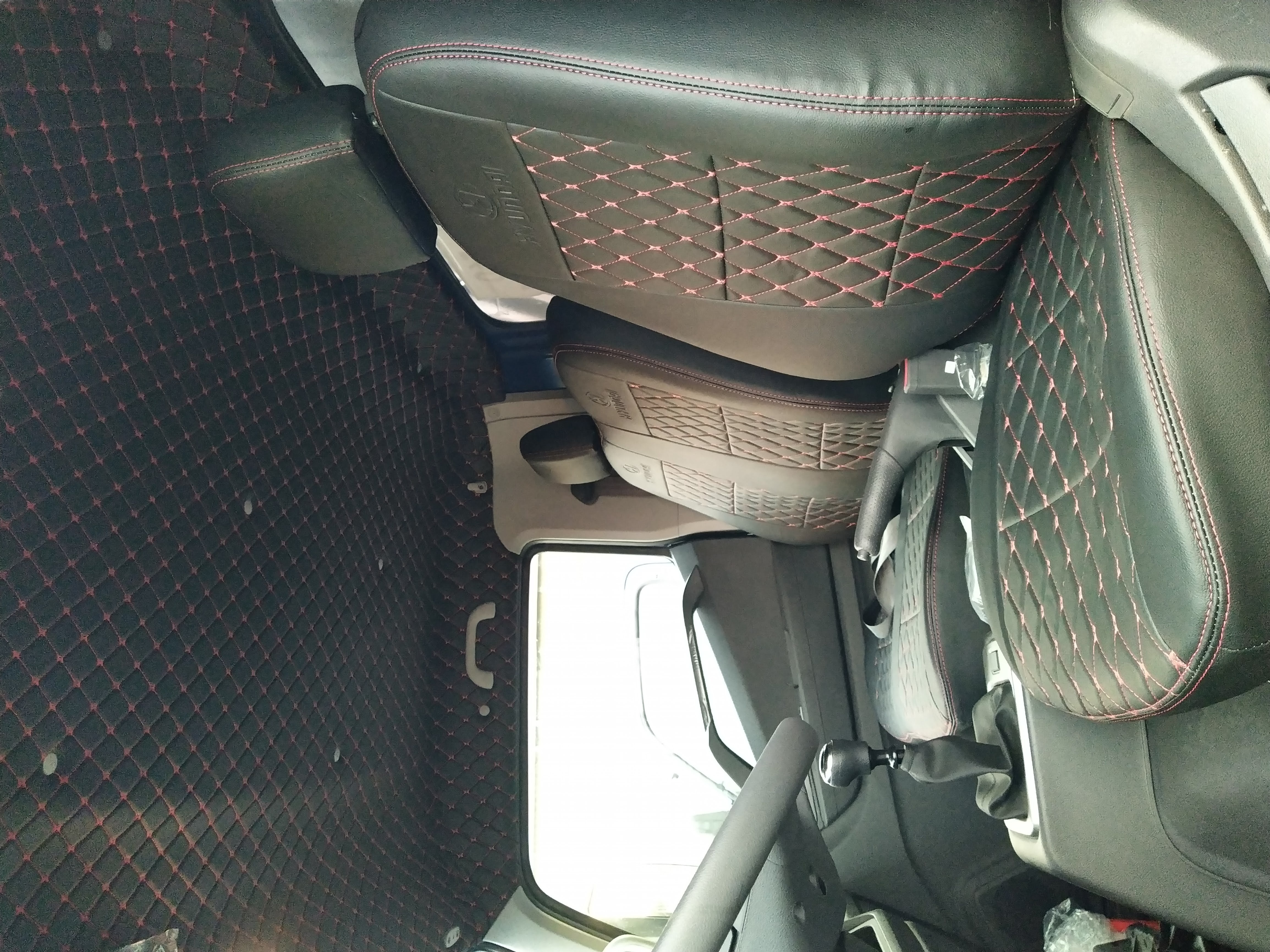 bọc ghế, bọc trấn xe tải