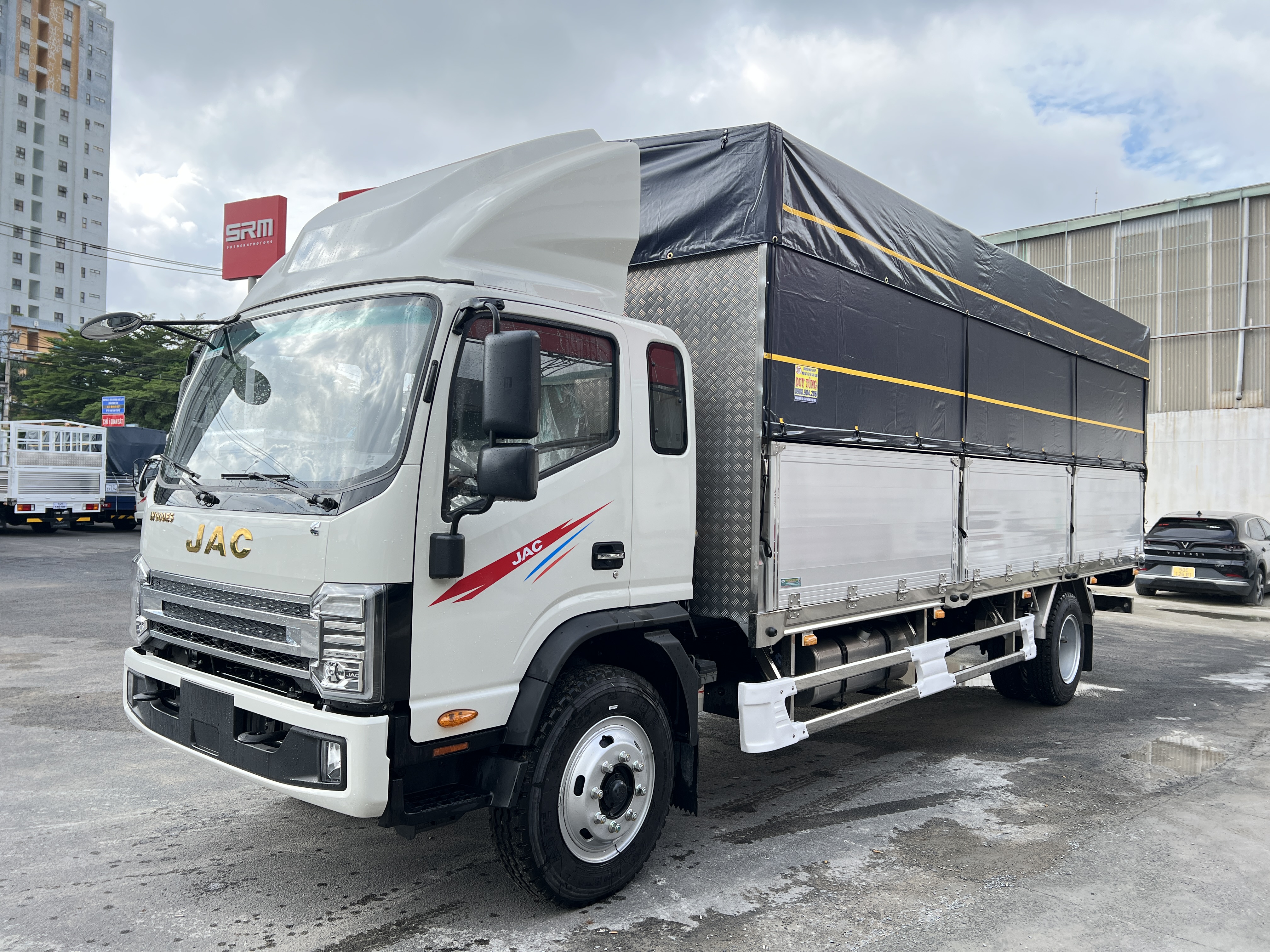 xe tải JAC N900 E5 thùng nhôm